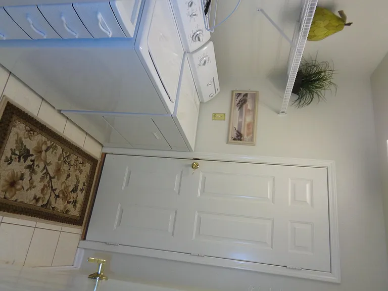 6 Coburn Ln — Photo 17