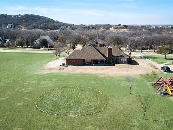 5th image of 2437 Waterstone Dr
