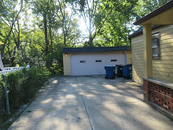 3rd image of 33256 Willowick Dr