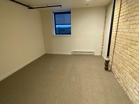 5th image of 2109 Blaisdell Ave