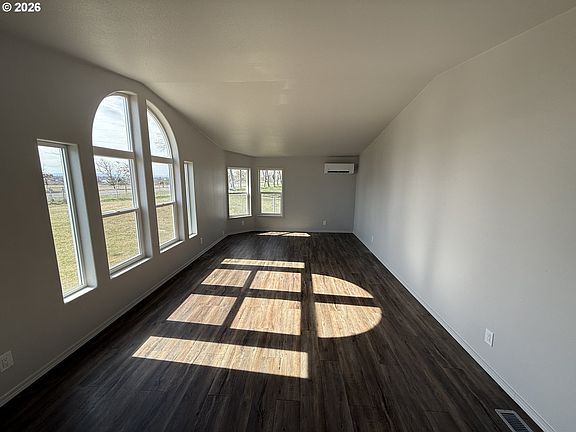 5th image of 80400 Suzanna Dr