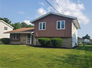 256 Washington Dr, Northfield, OH