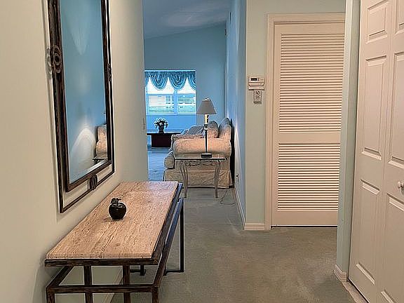 3rd image of 600 E Lake Jasmine Cir Unit 600-205