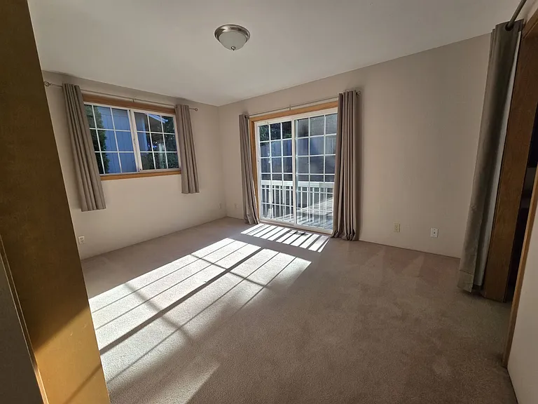 1335 NW Vallejo Dr — Photo 11