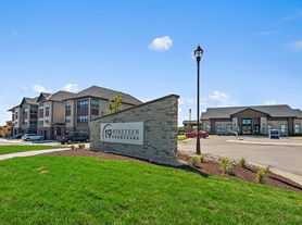 19Nineteen Promenade