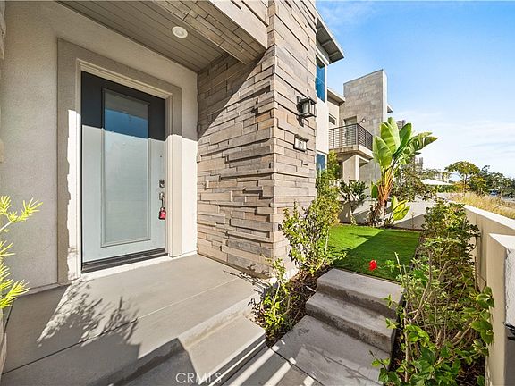 4th image of 151 Scale