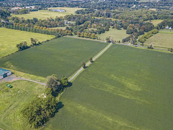 5491 Long Ln, Doylestown, PA 18902