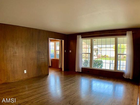3rd image of 3030 Hacienda St