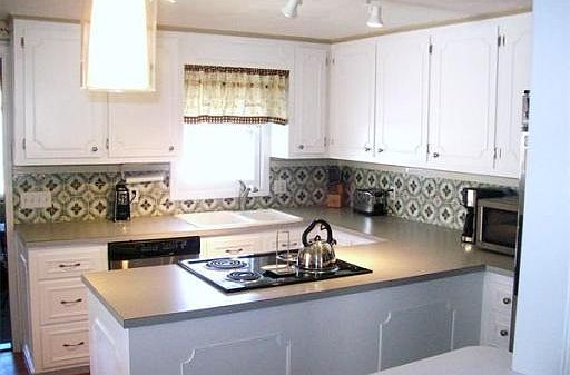 5th image of 121 Blackstone St