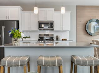 10900 Dunkirk Cir, Osseo, MN 55369