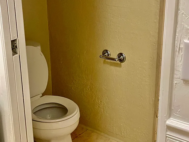 225 Avacado Ct — Photo 4