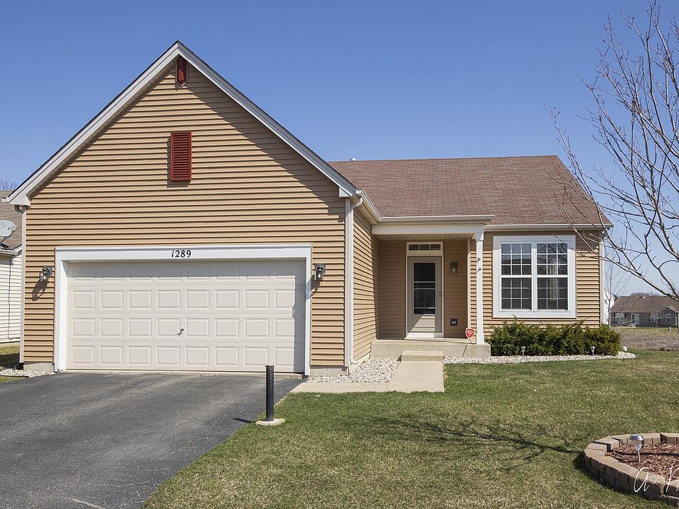1st image of 1289 Holly Ct
