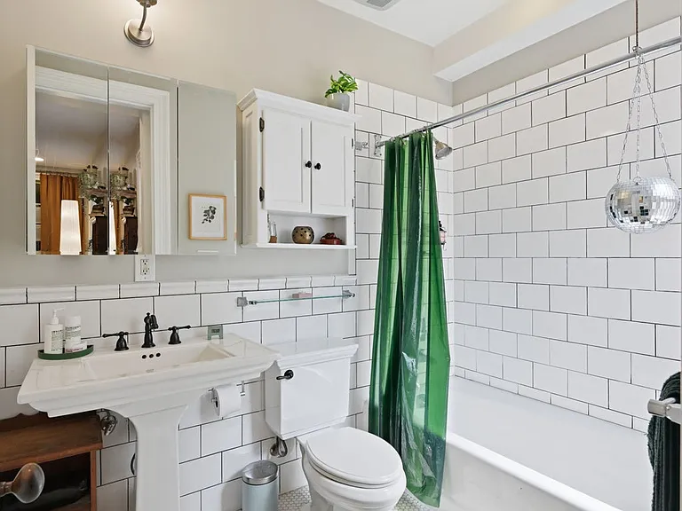 330 14th Pl NE #2 — Photo 9