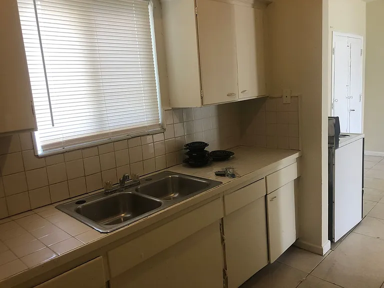 3460 Charleston Blvd — Photo 6