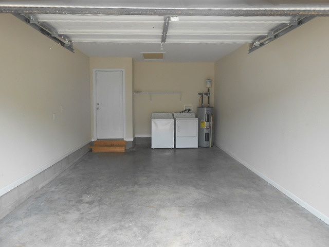 garage with washer and dryer