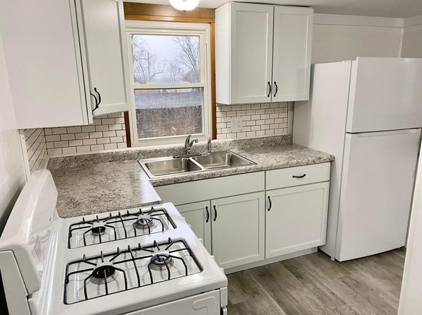 300 E 2nd St #4
