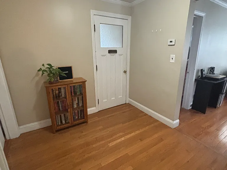 438 Washington St #2 — Photo 4