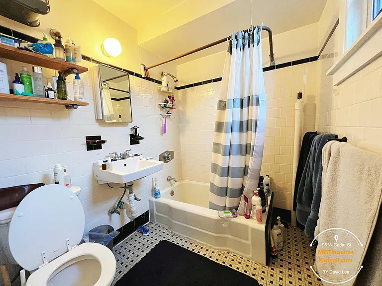 98 W Cedar St #6 — Photo 8