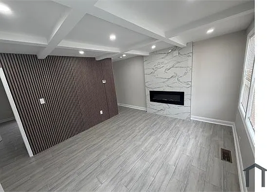 4339 Roberton Ave