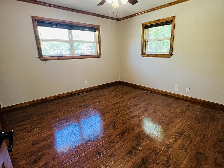 3615 N Grant St — Photo 13