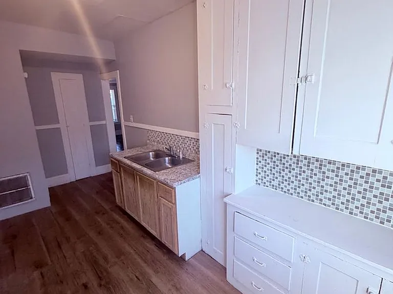 3438 Bosworth Rd — Photo 6