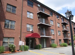 10 Wrentham Rd APT 305, Worcester, MA 01602