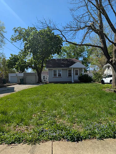 2418 W Barker Ave Photo 1