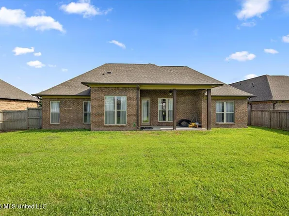 114 Essen Ln, Madison, MS 39110