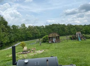 737 Redhawk Ln, Campbellsvlle, KY 42718