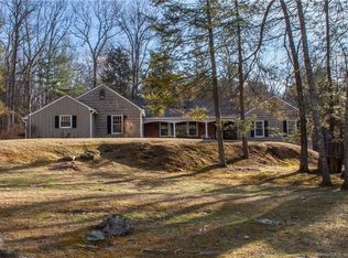 9 Pinnacle Mountain Rd, Simsbury, CT 06070