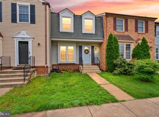 14562 Truro Parish Ct, Centreville, VA 20120