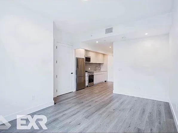 210 Clarkson Avenue 510 image 3 of 16