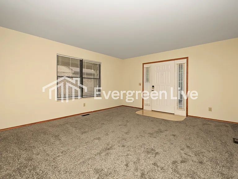 6526 Shull Rd — Photo 4