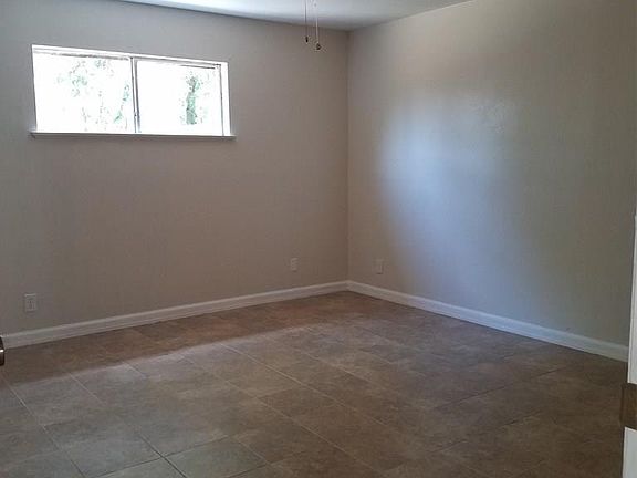 5th image of 190 Downs Dr APT 2