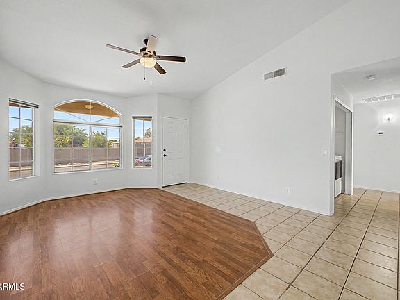 2nd image of 825 N 94TH Place