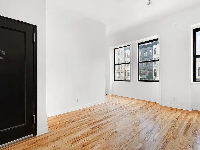 735 Saint Nicholas Ave #2FR — Photo 2