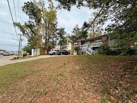 5th image of 997 Sutor Rd