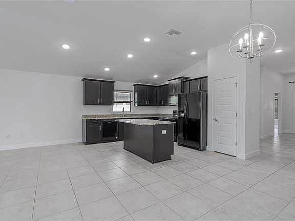 5th image of 9123 46th Ct E