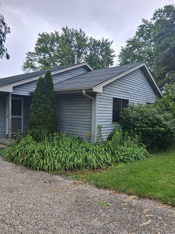 818 Washington St - Property Image