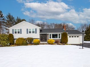 39 Randall Drive, North Haven, CT 06473