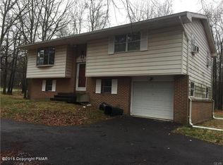 12 Foothill Rd, Albrightsville, PA 18210