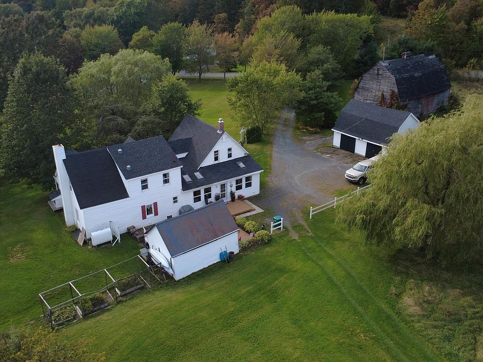 1st image of 28 Woodburn Rd