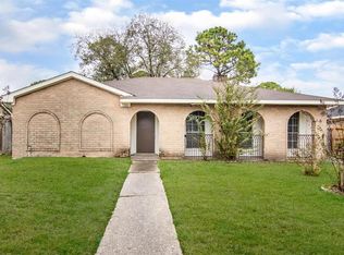 11218 Hendon Ln, Houston, TX 77072