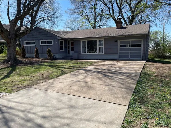 312 Baldwin St, Belton, MO 64012