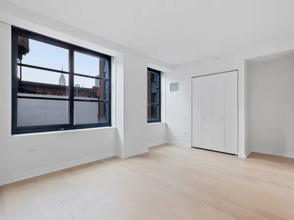 515 West 38th Street image 8 of 27