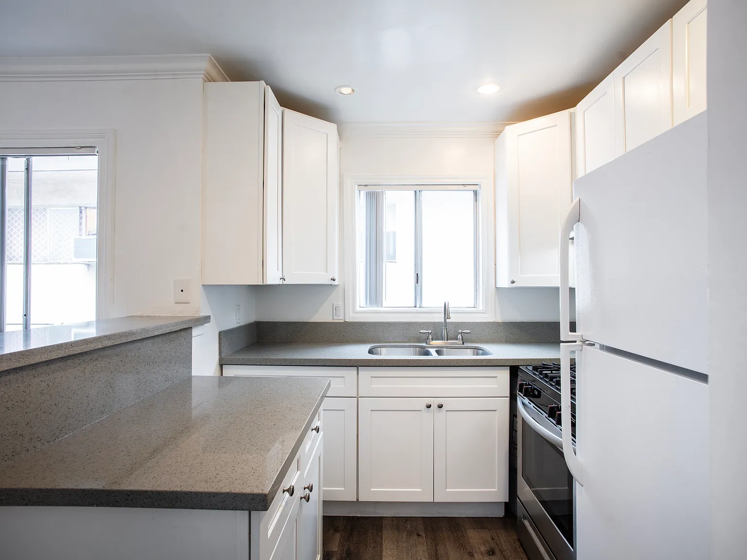 Oakwood Lofts — Photo 1