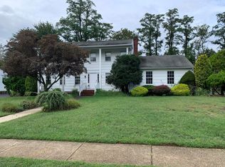 21 Ridge Rd, West Long Branch, NJ 07764