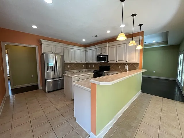 22 Sunline Dr — Photo 11