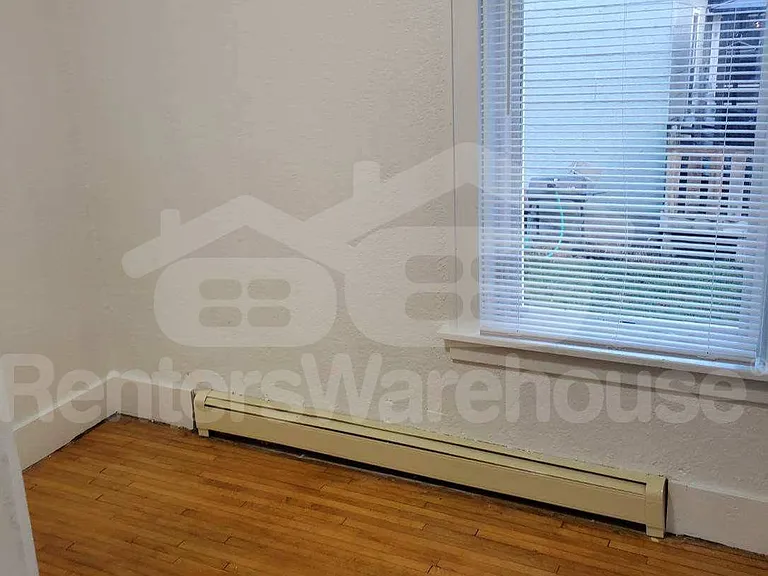 112 5th St S #1 — Photo 38