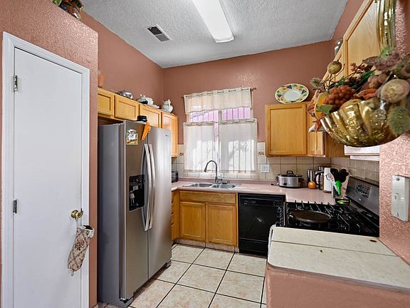 4th image of 6028 Monte Azul Pl